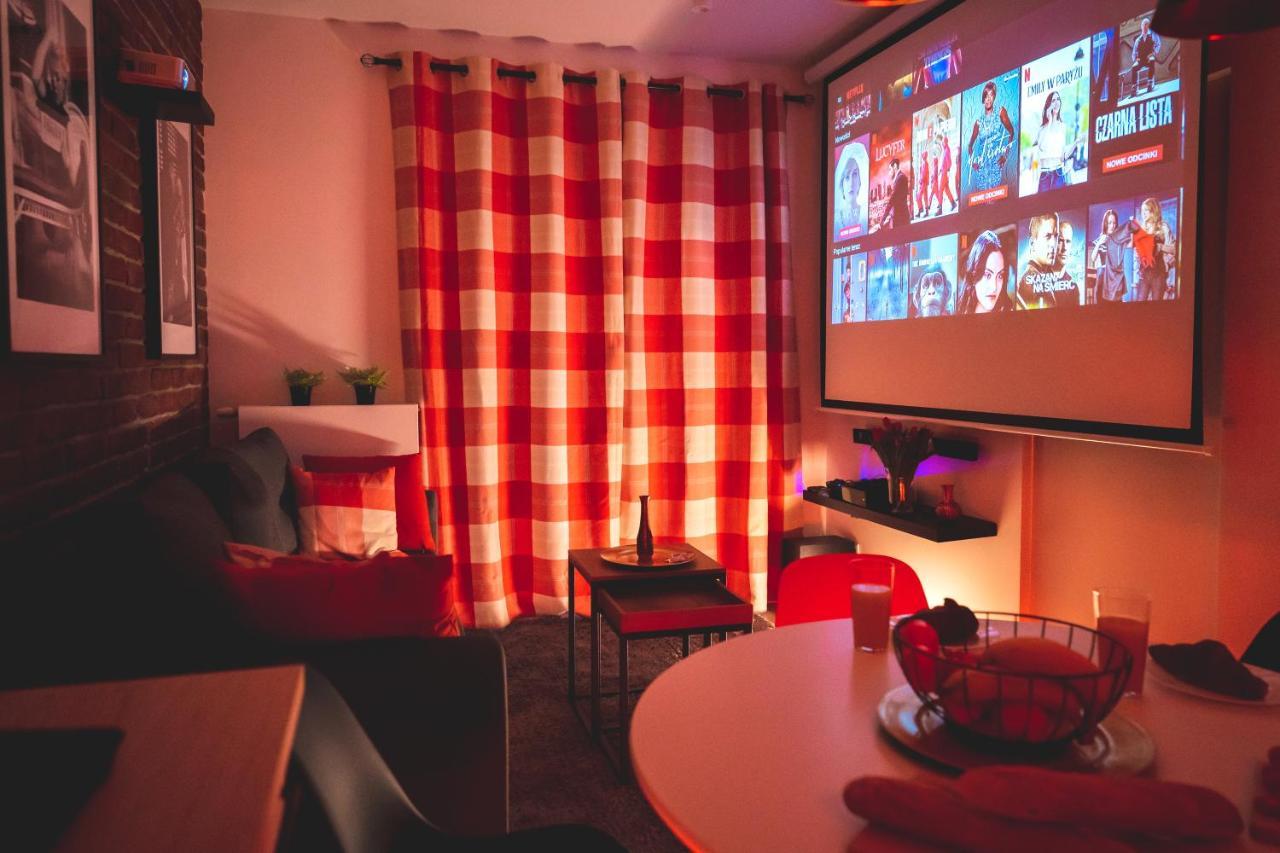 Movie Jacuzzi Apartment At The Main Station By Noclegi Renters Krakow Dış mekan fotoğraf