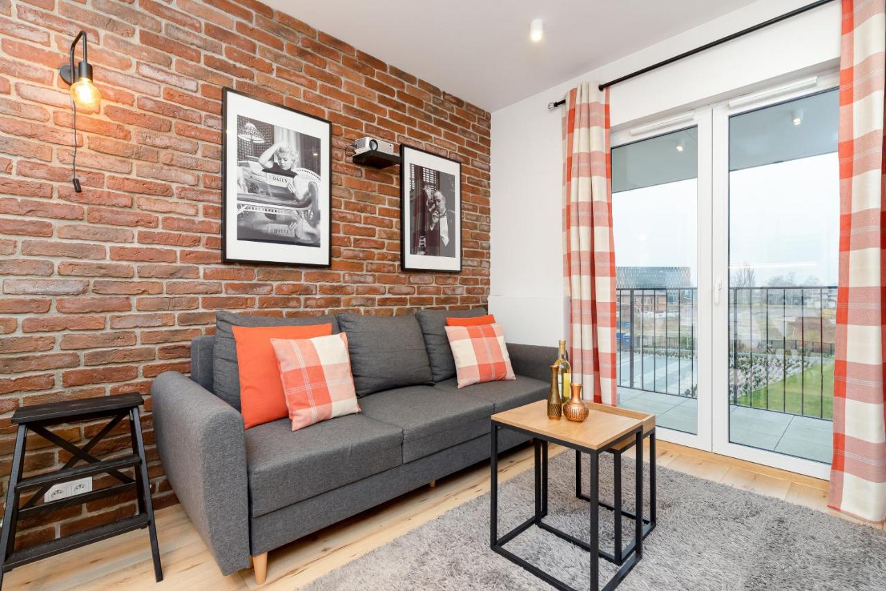Movie Jacuzzi Apartment At The Main Station By Noclegi Renters Krakow Dış mekan fotoğraf
